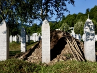 U ZNAK SJEĆANJA NA GENOCID U SREBRENICI: U FBiH danas Dan žalosti