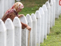 MAJKE SREBRENICE POVODOM GODIŠNJICE INZKOVOG ZAKONA: 'Negatori genocida identični su zločincima'