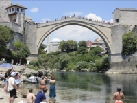 TOPLOTNI VAL U HERCEGOVINI: Turisti traže osvježenje u Neretvi, medicinske ustanove bilježe porast intervencija