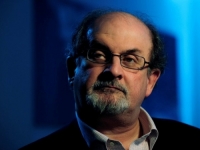 PORUKA IZ P.E.N. CENTRA: 'Pisac Rushdie je prijatelj BiH i žrtva napada na slobodu govora!'