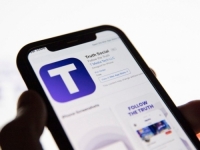 'ODGOVORNI SU': Trumpov Truth Social ne može u Google Play