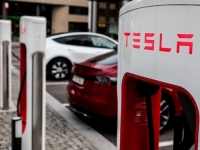 NEKOM RAT, NEKOM NEOČEKIVANI OBRAT: Britanci sve manje razmišljaju o kupovini električnog automobila