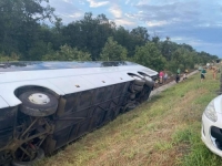 NAKON PREVRTANJA AUTOBUSA IZ SRBIJE: Jedno dijete kritično, vozač u pritvoru...