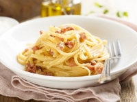 PRIPREMA, POZOR, SIR: Tri brza recepta za jela sa sirom