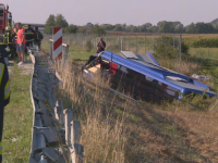 NOVI DETALJI NEZAPAMĆENE TRAGEDIJE U HRVATSKOJ: Raste broj poginulih u prevrtanju autobusa, deseci ozlijeđenih prevezeni u bolnice, šokantne scene s lica mjesta...