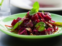 TOPLA SALATA OD CVEKLE: Jednostavan i zdrav obrok gotov za 10 minuta