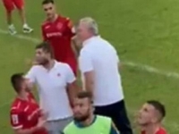 SUKOB S NAVIJAČIMA: Bez izjave Osima nakon utakmice Velež - Igman; Svađao se s 'Red Armyjem' i bacio flašu prema njima