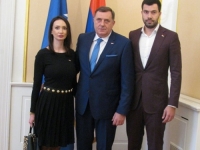 BRANJE KROZ GUSTO GRANJE: Dodikovi simpatizeri pozvani na berbu šljiva i druženje sa liderom SNSD-a na njegovom imanju u Laktašima!