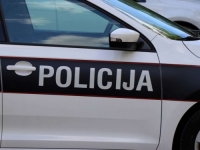 POJAČANO PRISUSTVO POLICIJE: Na ulicama Sarajeva policijski službenici u uniformi i civilu...