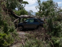 TORNADO ODNIO DVA ŽIVOTA: Muškarac i žena poginuli u strašnom nevremenu, više osoba povrijeđeno (VIDEO)