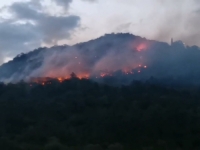 HRVATI ODBILI DA DOĐU KANADEROM: Bukti požar kod Kotora, u prekidu bio i saobraćaj iz pravca Podgorice