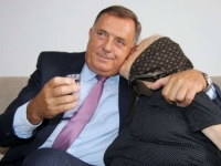 DODIK OTVORIO FESTIVAL 'VEČE OJKAČE NA MOŠTANICI': Stigao i da 'zalije' sa Pralicama
