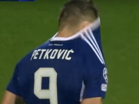 SVI SU SE HVATALI ZA GLAVU: Pogledajte promašaj Petkovića koji bi skupo mogao koštati zagrebački Dinamo u borbi za grupnu fazu Lige prvaka