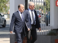 'SB' ISPRED OHR-a: Delegacija DF-a, Đonlagić i Begić stigli na konsultacije kod Schmidta (FOTO)