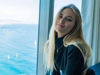 ZBOG NJE JE PIQUE PREKINUO SA SHAKIROM: Ima 23 godine i često objavljuje provokativne fotke (FOTO)