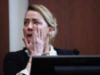 NAKON IZGUBLJENE PRAVNE BITKE: Amber Heard u Izraelu, snimljena u društvu... (FOTO)