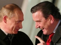 RUSKI MEDIJI ANALIZIRAJU: Gerhard Schröder kao 'spasitelj Evrope'