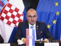 GRLIĆ RADMAN O OPTUŽNICAMA IZ SRBIJE: 'Nismo zaboravili šta je Vučić govorio o okupiranoj Glini, Haag je svoje rekao'