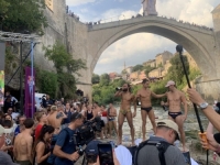 OPASAN I ZAHTJEVAN SPORT: Australijanka i Rumun pobjednici Red Bull Cliff Divinga u Mostaru