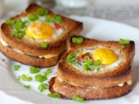 PROBAJTE JOŠ OVO JUTRO: Napravite sendvič sa jajima uz dodatak...