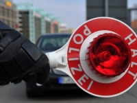 POLICAJCI NISU MOGLI VJEROVATI SVOJIM OČIMA: Pogledajte zbog čega je iz prometa isključen vozač Volkswagena…