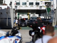 NOVI DETALJI NESREĆE NA PELJEŠCU: Indijac koji se utopio u moru nije podigao ručnu kočnicu kad se parkirao kod pristaništa