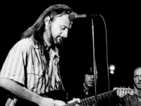 POTPUNO NOVE PJESME: Legendarni Johnny Štulić iznenada objavio novi album, tu su čak 42 pjesme