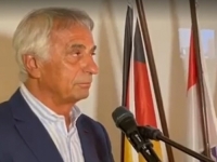 'NE ZABORAVIMO ODAKLE SMO DOŠLI...': Pogledajte emotivan govor Vahida Halilhodžića pred bh. dijasporom u Frankfurtu (VIDEO)