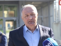 HELEZ UPOZORAVA: 'Stranke koje su podržale proteste ispred OHR-a nisu završile posao'