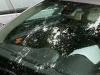 HIT NA INTERNETU: Vlasnik automobila zaboravio zatvoriti prozor, nakon proloma oblaka dočekala ga je poruka...