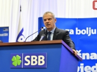 'SB' NA ZAVRŠNOM SKUPU SAVEZA ZA BOLJU BUDUĆNOST: Radončić poručio - 'Nema rata, osim protiv mafije, siromaštva i korupcije' (FOTO)