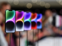 APPLE UVODI PROMJENU: Pogledajte kakav iPhone stiže iduće godine