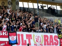 'SLAVILI ' POBJEDU PROTIV SARAJEVA: Huligani Zrinjskog u Mostaru razbili izlog kladionice i pretukli jednu osobu (VIDEO)