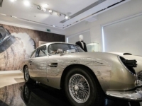 REPLIKA ASTON MARTINA DB5: Kaskaderski automobil Jamesa Bonda prodan na aukciji za tri miliona funti