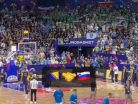 SJAJNA ATMOSFERA: FIBA oduševljena ponašanjem navijača BiH i Slovenije, dvoranom odjekuje 'ko ne skače mrzi Bosnu'