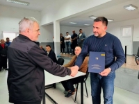 URUČENI UGOVORI: Počinje obnova 100 povratničkih kuća u Doboju