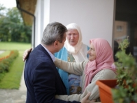 IBRAHIM HADŽIBAJRIĆ U SREBRENICI: 'Pomoći ćemo opremanje Doma za majke Srebrenice da ima ko da brine o njima kada više ne budu mogle živjeti same' (FOTO)