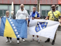 KIŠA NE OMETA RASPOLOŽENJE: Naši košarkaši će u Kelnu imati veliku podršku navijača