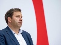PREDSJEDNIK NJEMAČKOG SPD-a PODRŽAO BEĆIROVIĆA: 'Denis pokazuje odlučnost, znanje i vodstvo' (VIDEO)