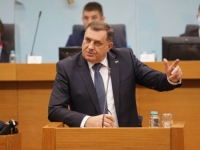 NEBOJŠA VUKANOVIĆ: 'Milorad Dodik glumi velikog Srbina pred izbore i provocira Njemačku' (VIDEO)