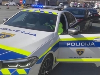 HOROR U SLOVENIJI: Djevojci (20) odrezao prst, izbo je nožem i unakazio joj lice