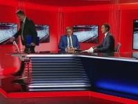 O SINOĆNJEM POTEZU DENISA BEĆIROVIĆA: 'U Tuzli kolektivno mišljenje da nije trebao napustiti studio'