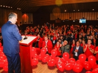 DENIS BEĆIROVIĆ U TEŠNJU: 'Radnicima trebaju primanja od kojih mogu živjeti, a privrednicima sistemska podrška'
