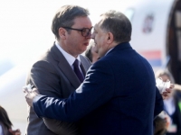 PRST U OKO PREDSJEDNIKU SRBIJE: Vučić zavrće Dodiku ruku, lider SNSD-a napravio je veliku grešku...