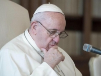 SLUŠA PREPORUKE: Papa Franjo kaže da ne može uskoro posjetiti Kijev i Moskvu zbog...