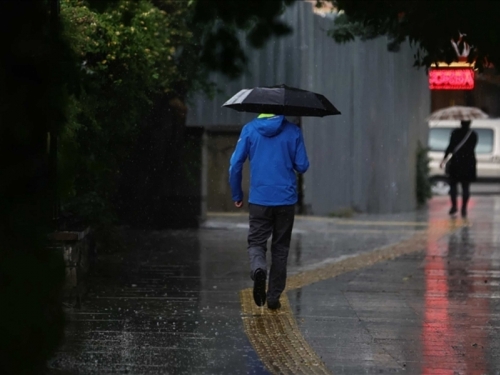 PROBLEMATIČNO 'NAOBLAČENJE SA ZAPADA': Evo kakvo nas vrijeme očekuje tokom dana