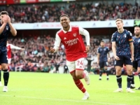 SPEKTAKL NA EMIRATESU: Nevjerovatni Arsenal sa pet komada razbio Nottingham Forest, Reiss Nelson nezaustavljiv u debiju u Premier ligi (VIDEO)