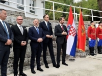 NA MJESTU NEKADAŠNJEG LOGORA JNA: Vojska Crne Gore spriječila uklanjanje spomen ploče u Morinju