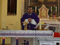 TEŠKA SAOBRAĆAJNA NESREĆA: U sudaru autobusa i automobila poginuo 55-godišnji svećenik