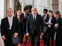 PREDSJEDAVAJUĆI DŽAFEROVIĆ, DIREKTNO IZ PRAGA: 'Nametanje Izbornog zakona proizvelo je tenzije i etničke podjele, vazno je čuvati mir!'